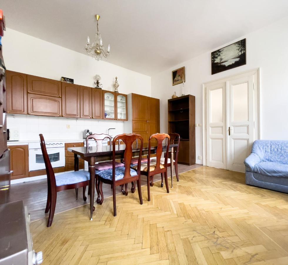 Center Of Prague Apartment 369 Екстериор снимка