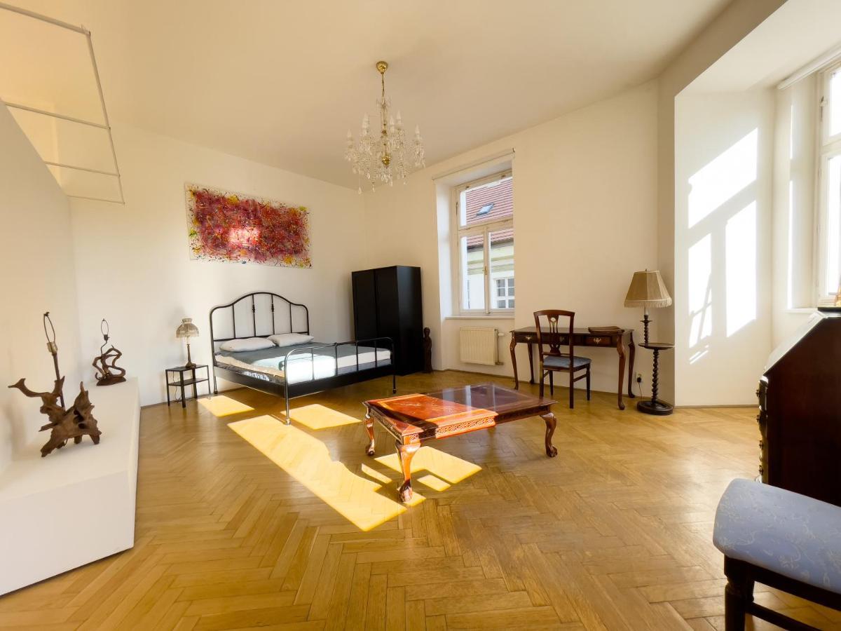 Center Of Prague Apartment 369 Екстериор снимка